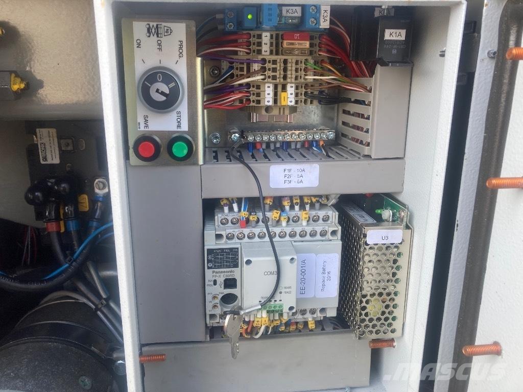 Holland Lift HL 9714 Elevadores de tesoura