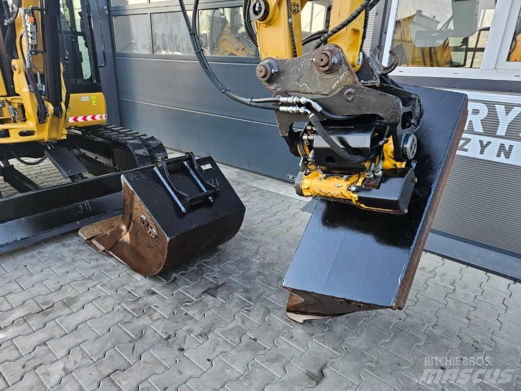 CAT 305.5 E2 Miniescavadeiras