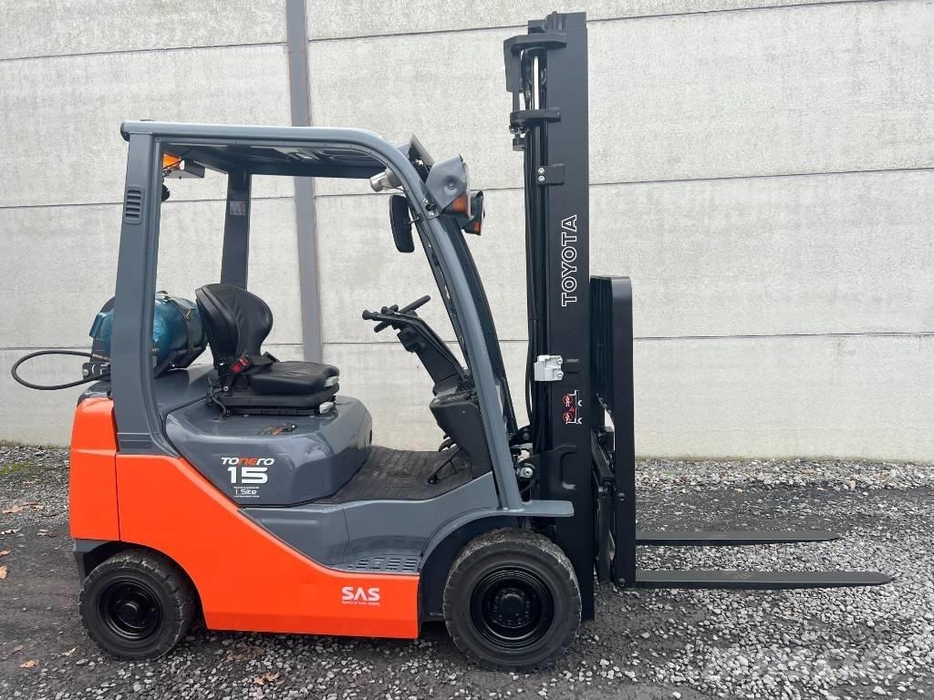 Toyota 02-8FGF15 Empilhadores a gás