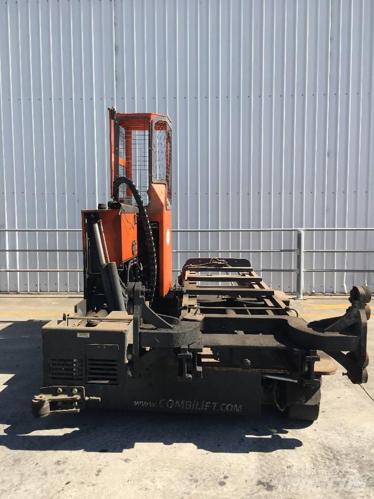 Combilift C4000STE Carregadores laterais
