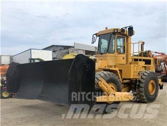 CAT 824 C Dozers Tratores rodas