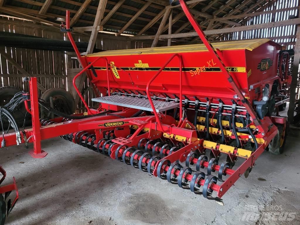 Väderstad Rapid400C Perfuradoras