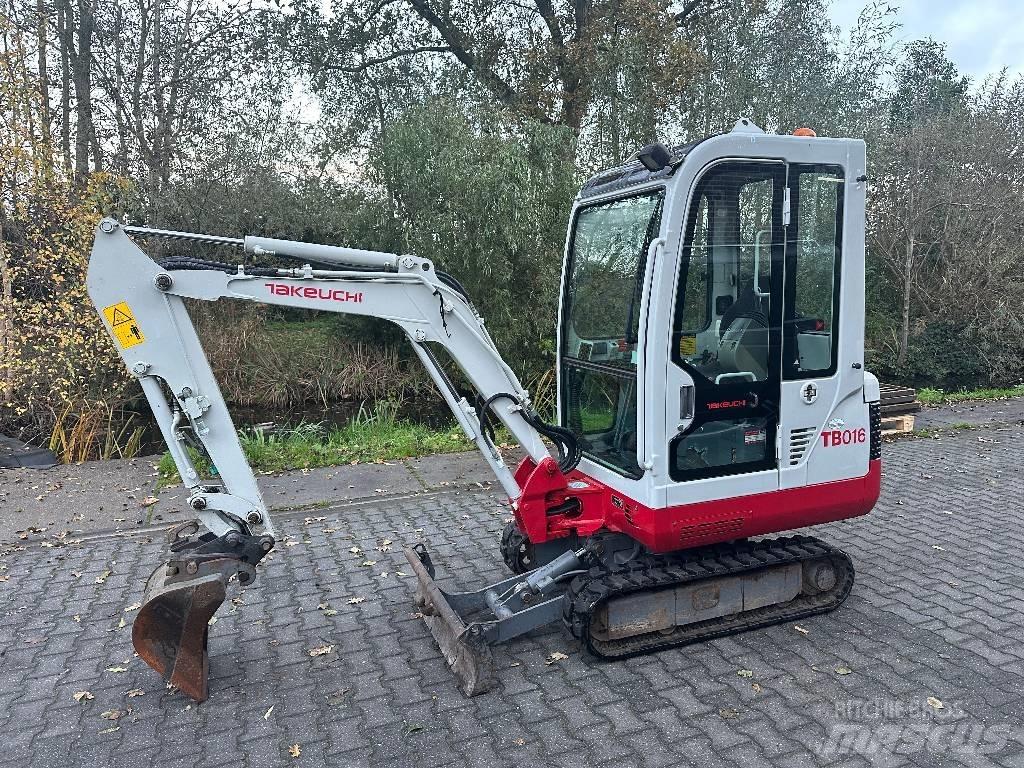 Takeuchi TB 016 Miniescavadeiras