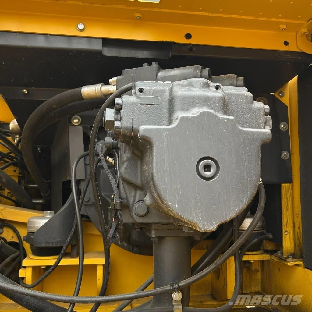 Komatsu 400-7 Escavadeiras de esteiras