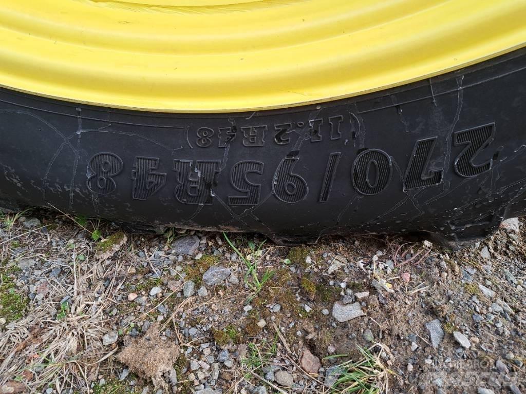 John Deere 740 i Pulverizadores rebocados