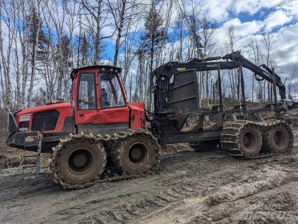Komatsu 895 Forwarders florestais
