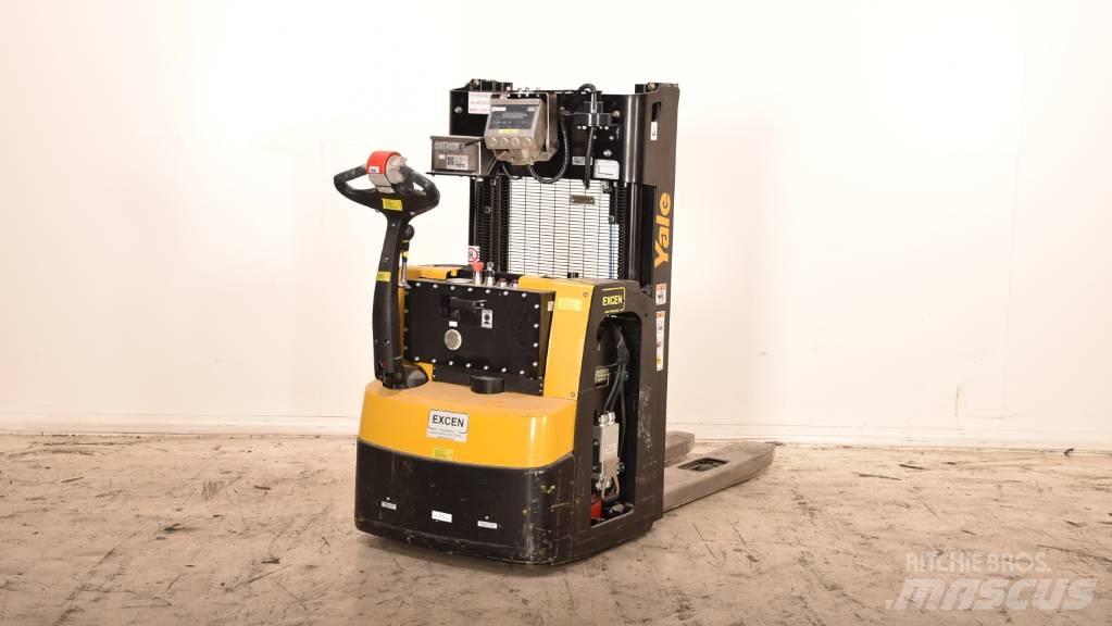 Yale MS20 Empilhador para operador externo