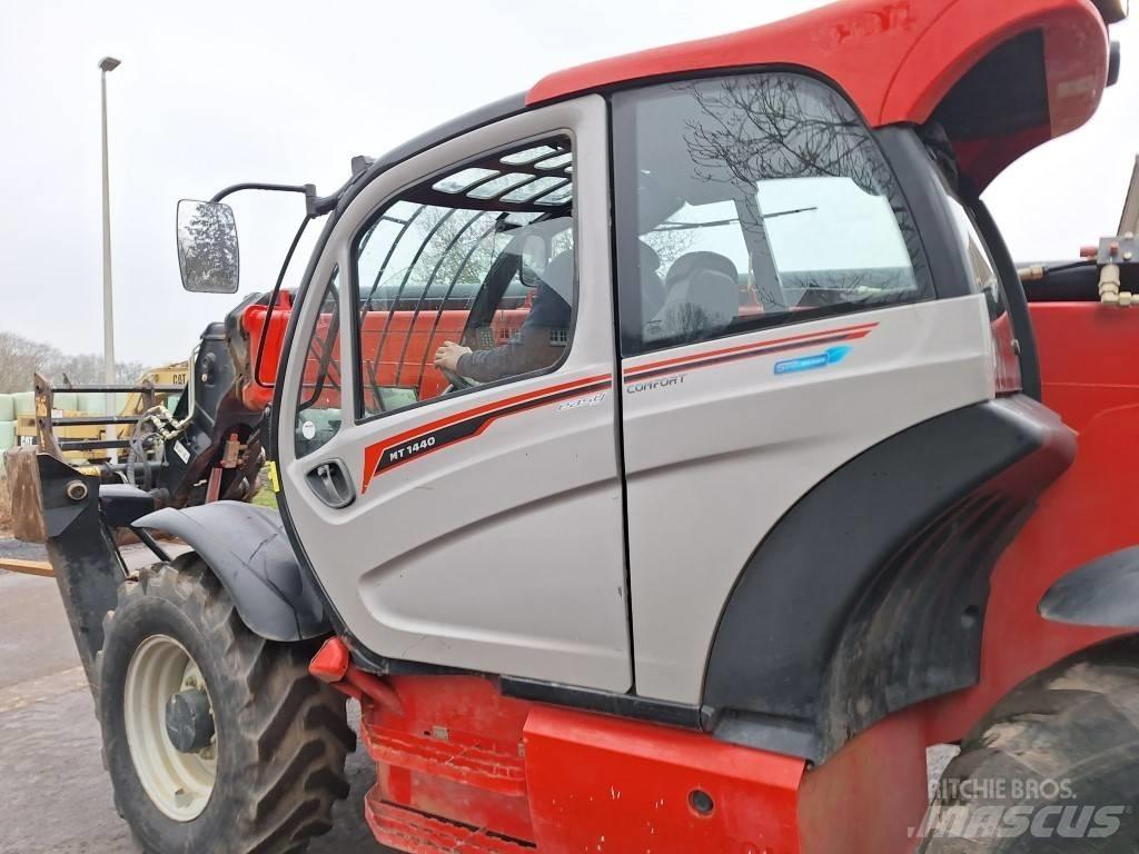 Manitou MT 1440 Manipulador telescópico