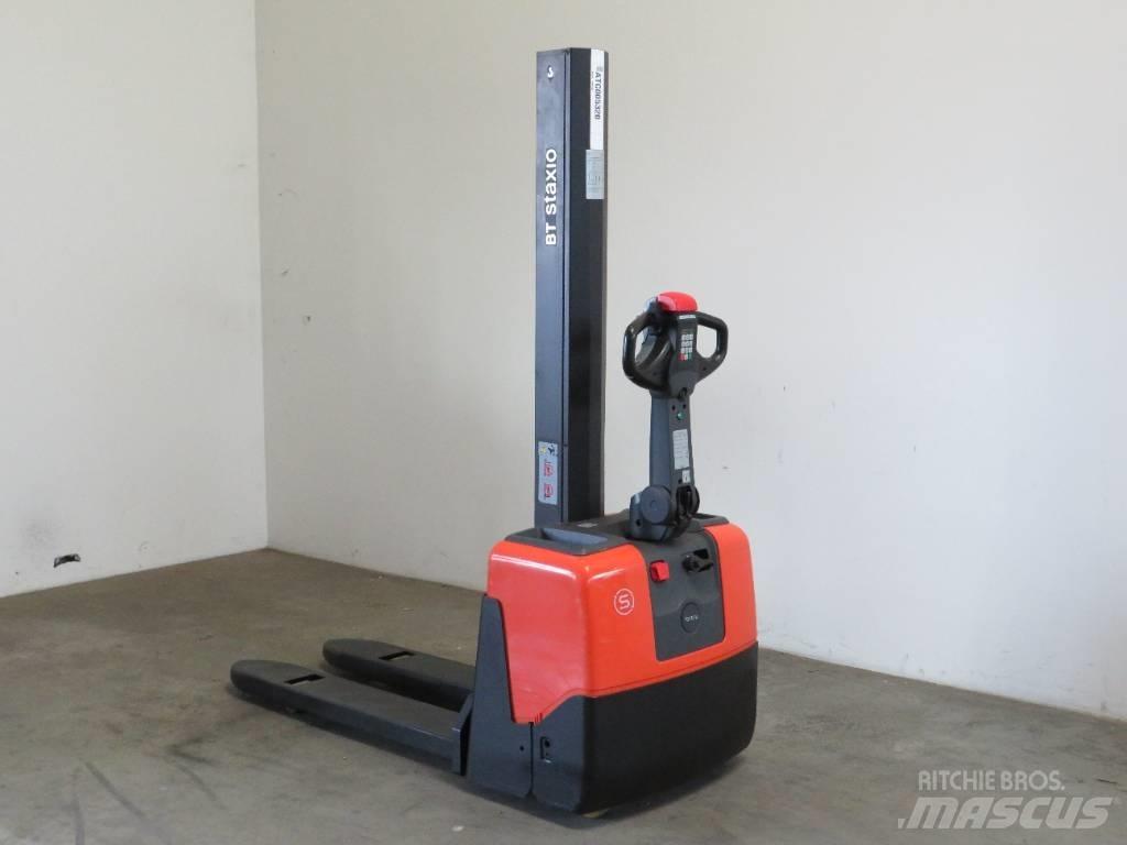 BT HWE 100 Empilhador para operador externo