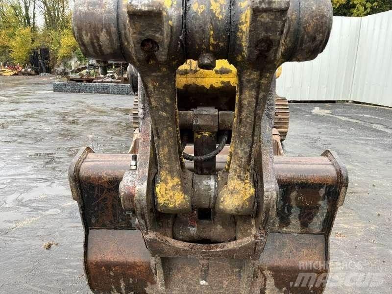 Komatsu PC160LC-7K Escavadeiras de esteiras