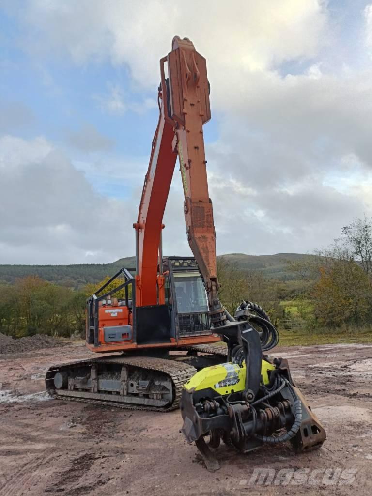 Doosan DX225 Processadores florestais