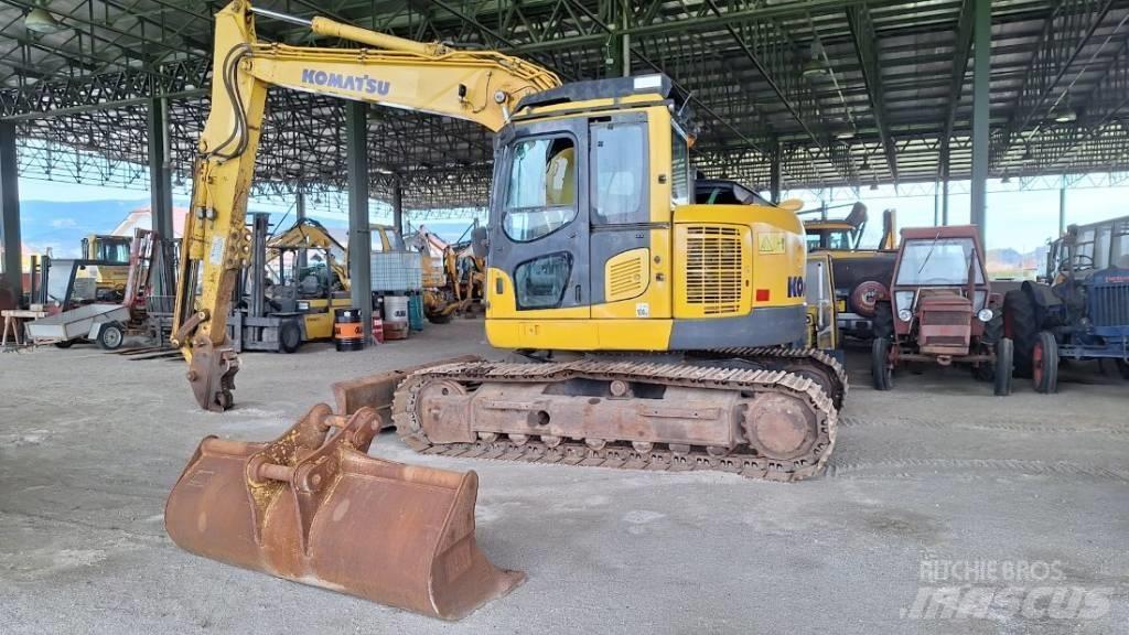 Komatsu 138US-8 Escavadeiras de esteiras