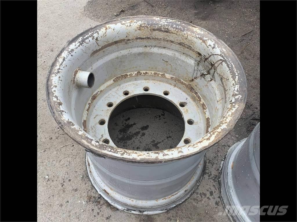 Gremo 1350 24x26,5 Pneus