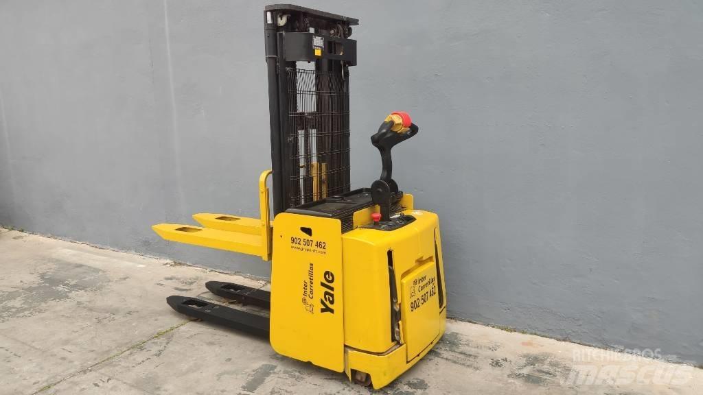 Yale MS15XIL Empilhador para operador externo
