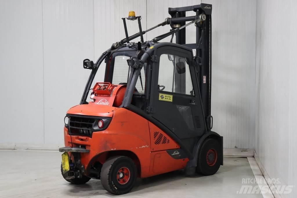 Linde H35T-02 Empilhadores a gás