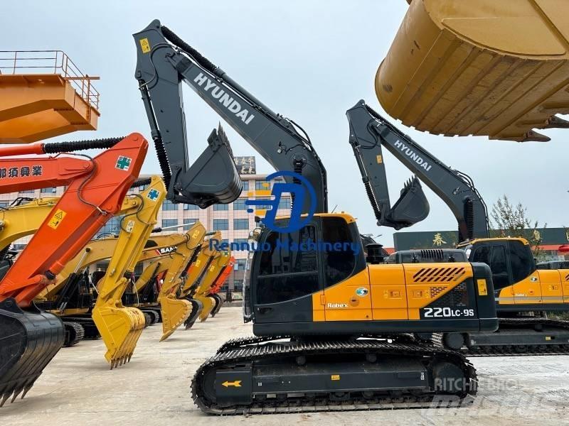 Hyundai R220LC-9S Escavadeiras de esteiras