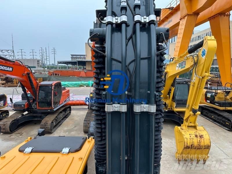 Hyundai R220LC-9S Escavadeiras de esteiras