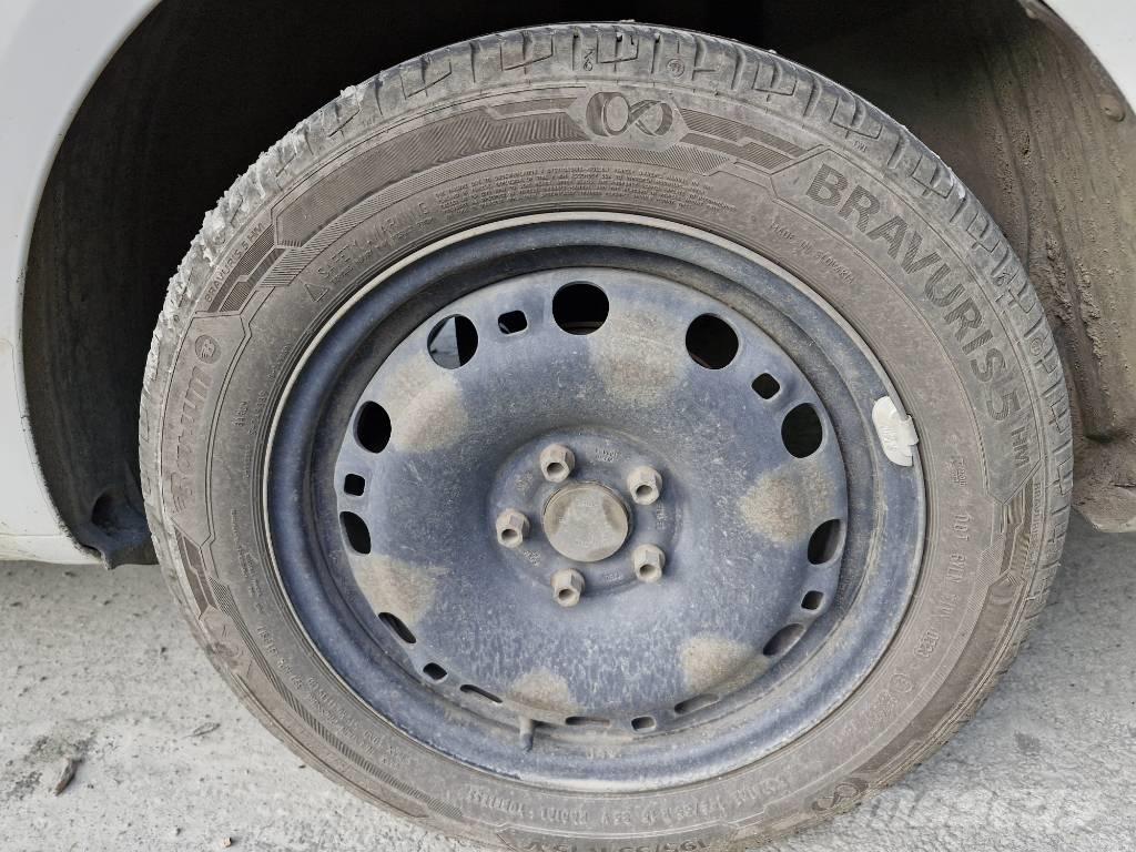 Skoda FABIA Automóvel