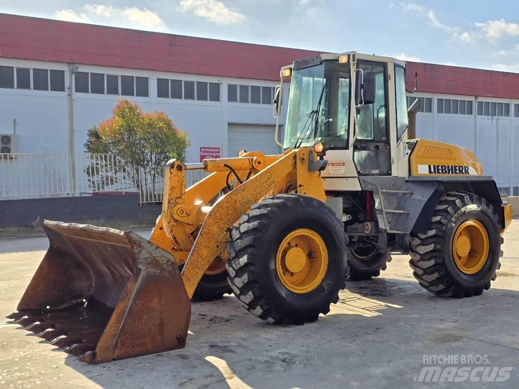 Liebherr L522 Carregadeiras de rodas