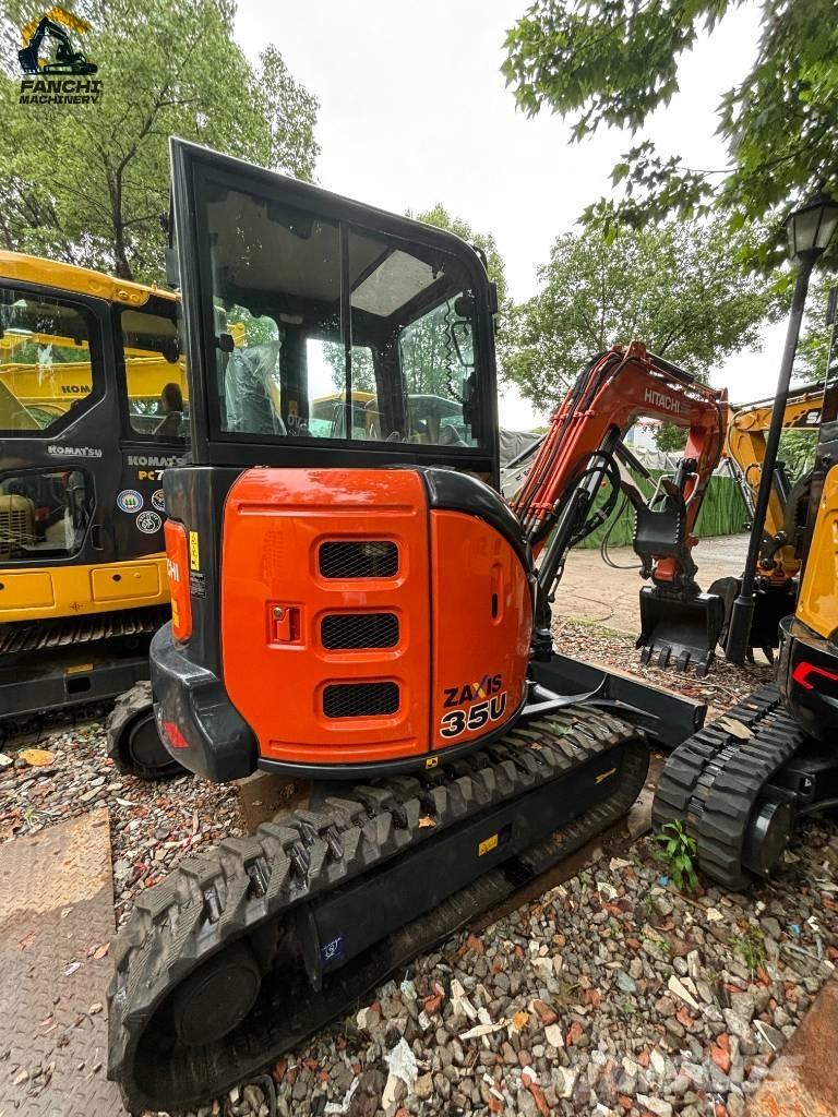 Hitachi U35 Miniescavadeiras
