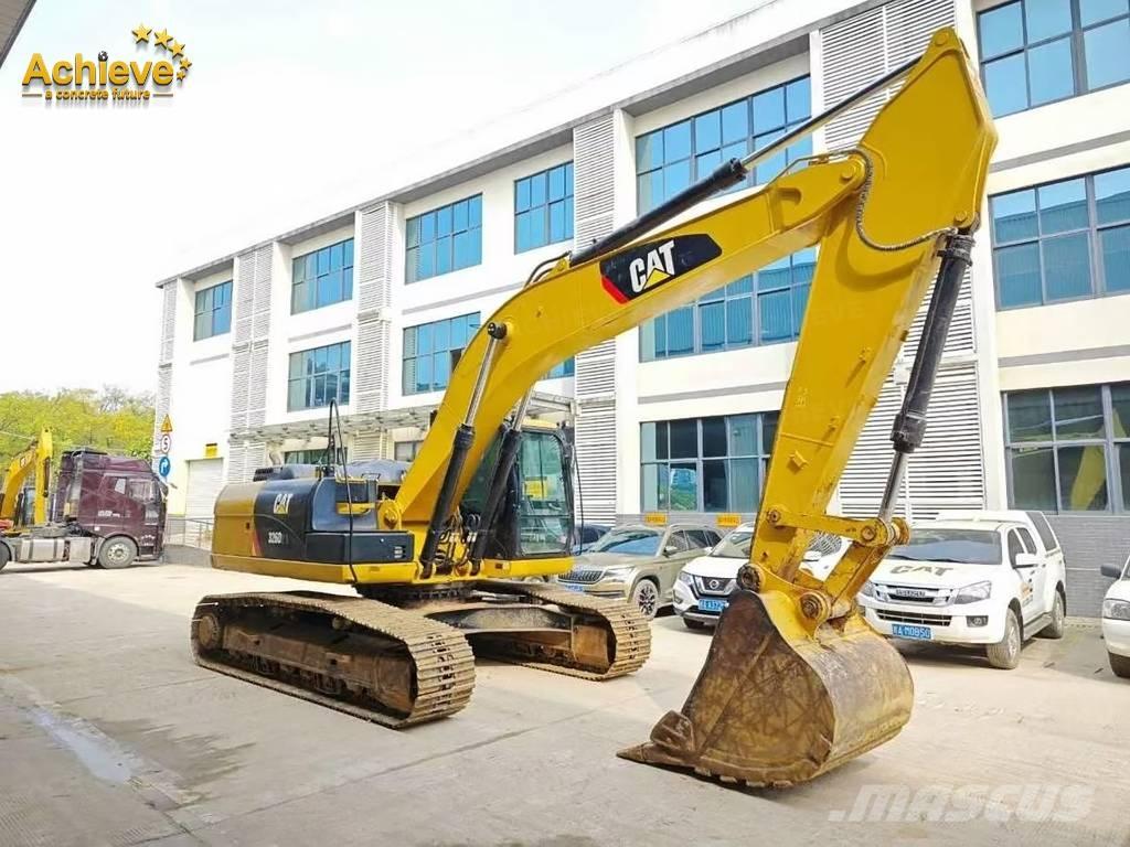 CAT 326D2L Escavadeiras de esteiras