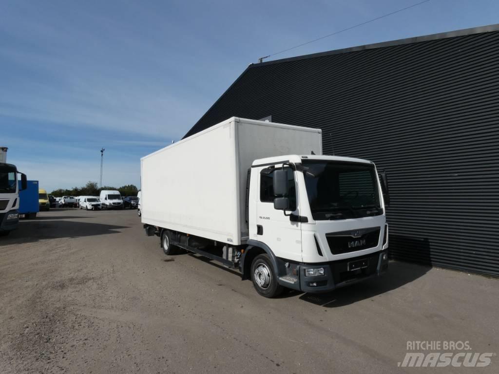 MAN TGL 12.220 BL Caminhões de caixa fechada