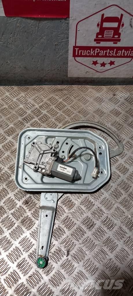 Scania R 440   1442293 Cabines e interior