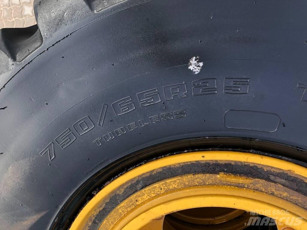 Goodyear 750/65R25 Pneus
