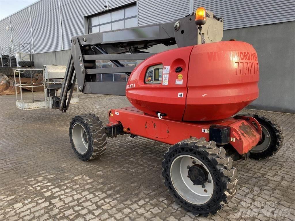 Manitou 160ATJ RC Elevadores braços articulados