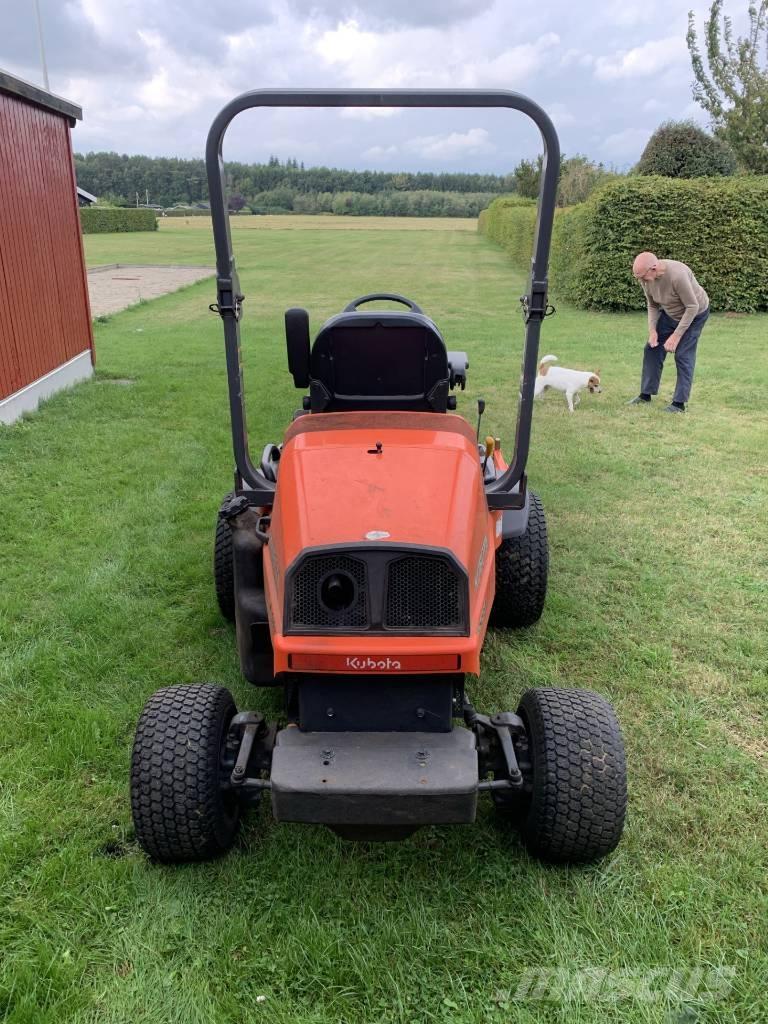 Kubota F2880 Corta-Relvas Riders