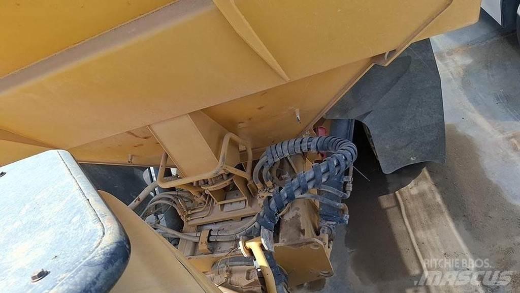 CAT 740 Outros Camiões