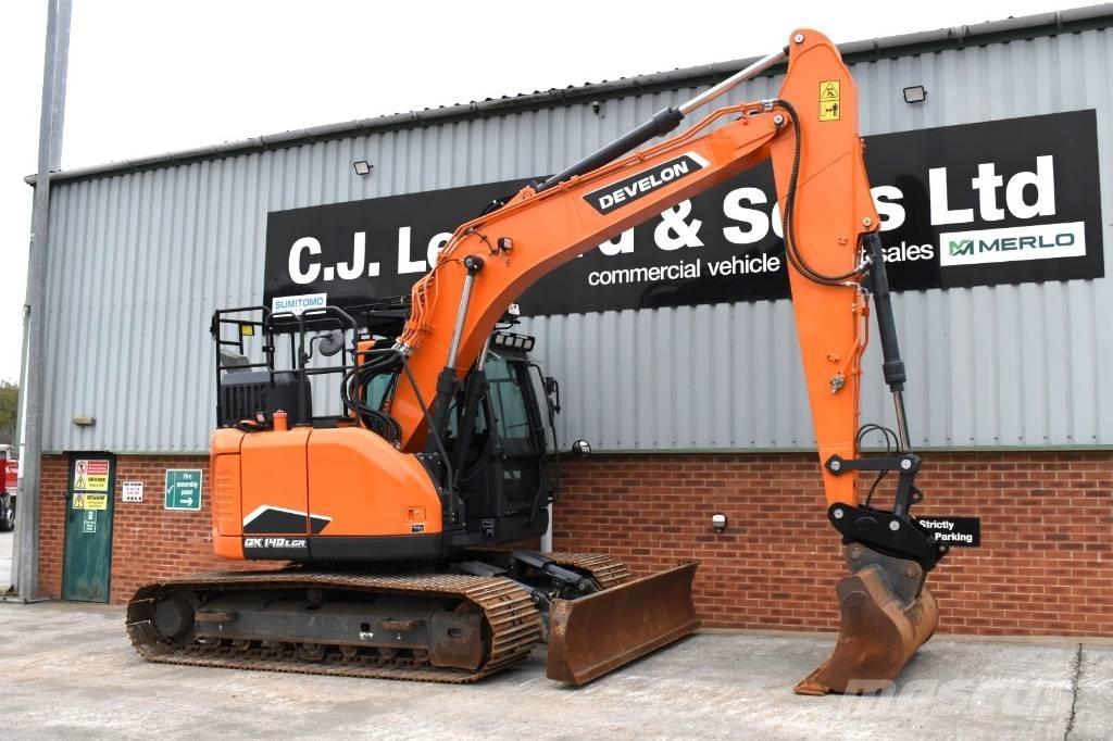 Develon DX140LCR-7 Escavadeiras de esteiras