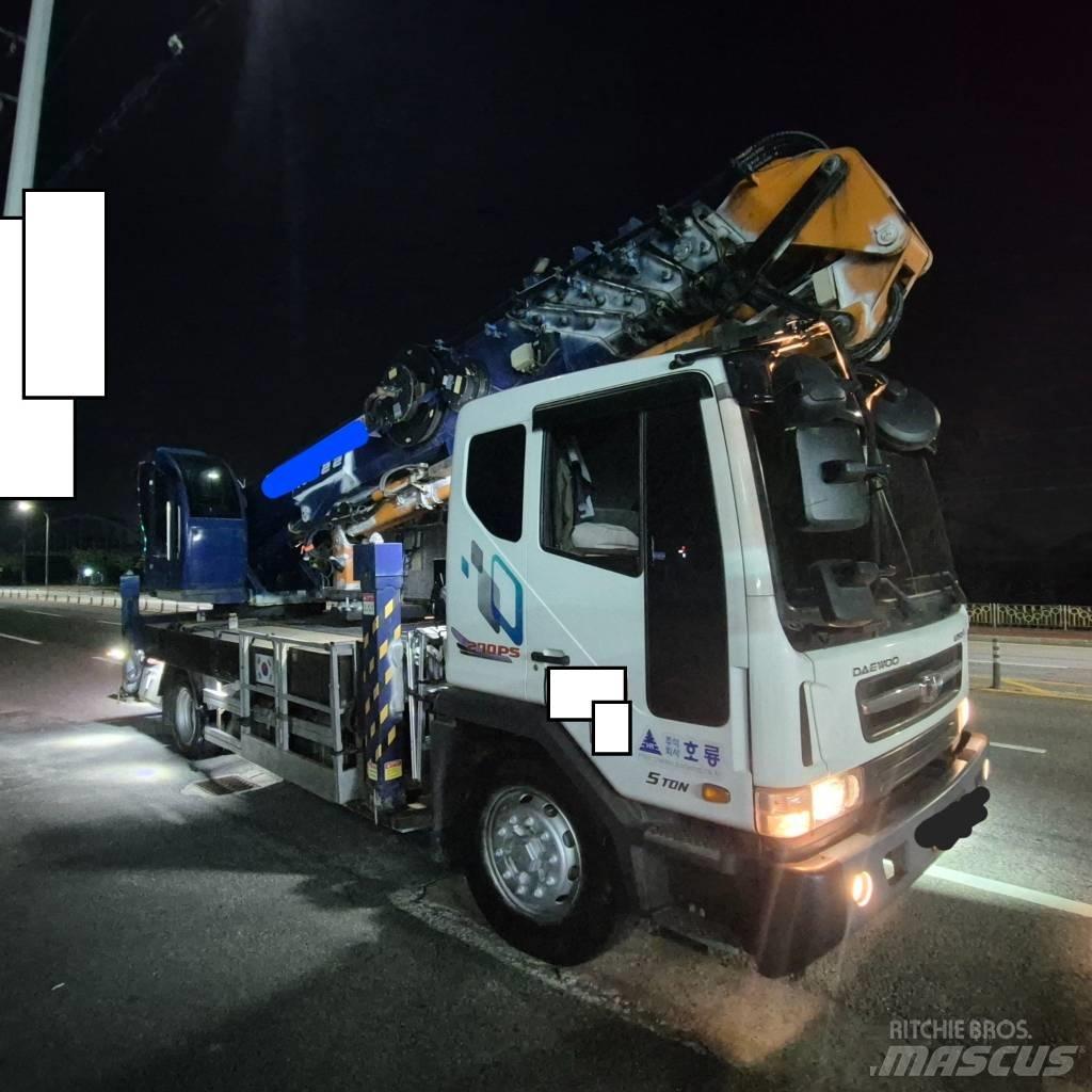 Horyong MR400A Plataformas aéreas montadas em camião