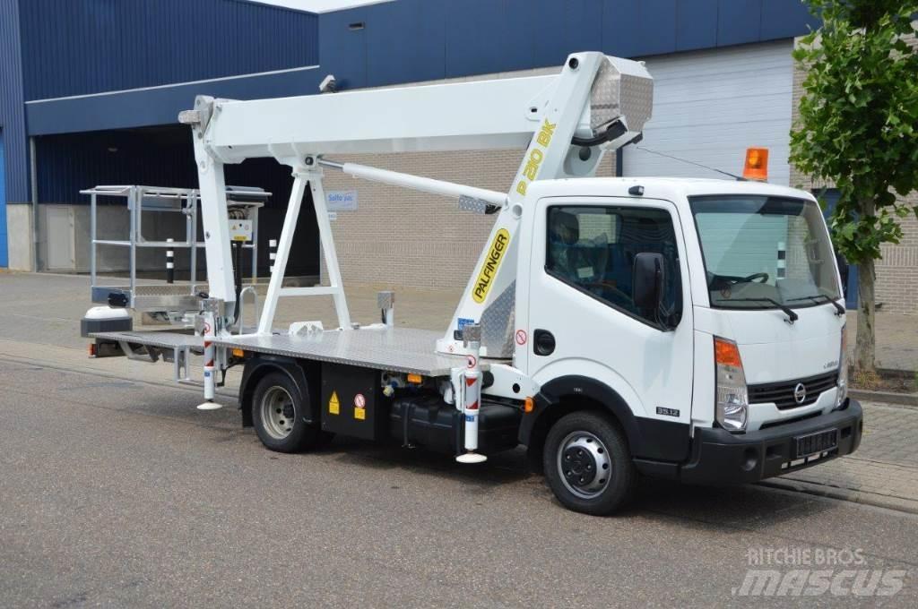Palfinger P210 BK Plataformas aéreas montadas em camião