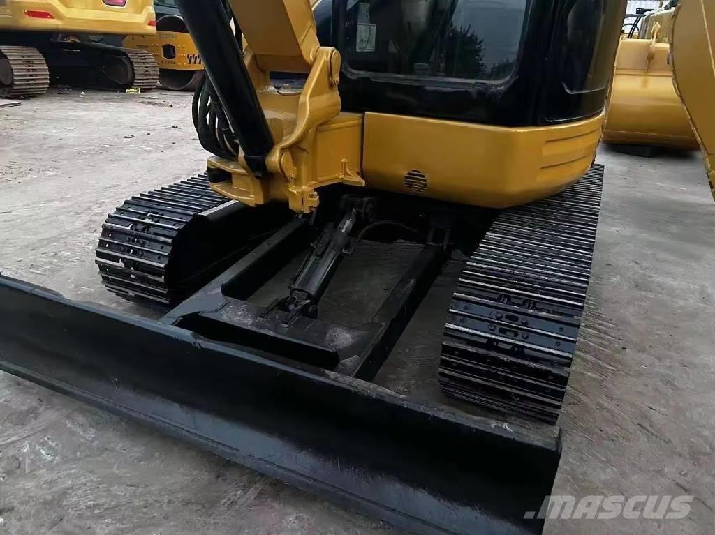 CAT 304 CR Miniescavadeiras