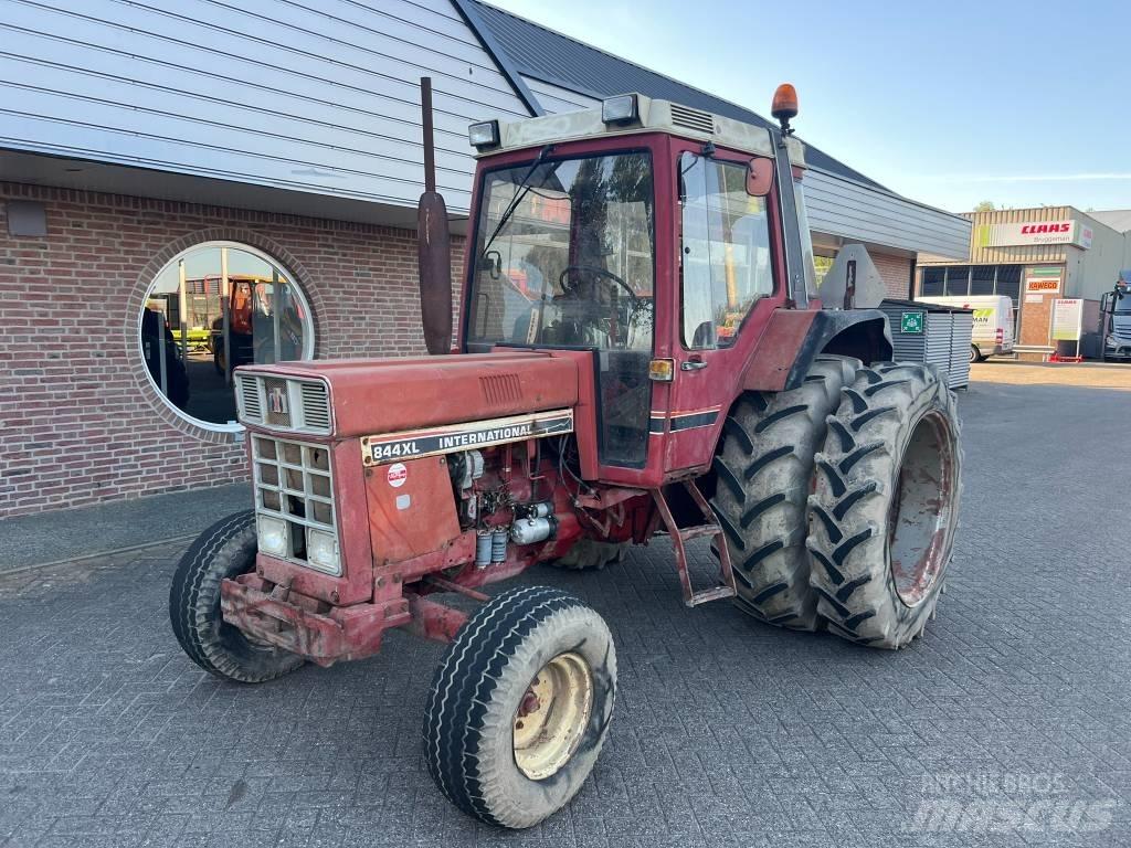 International 844xl Tratores Agrícolas usados