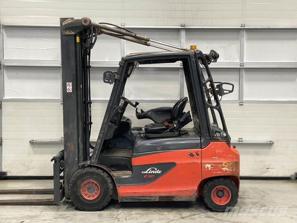 Linde E30-01 Empilhadores eléctricos