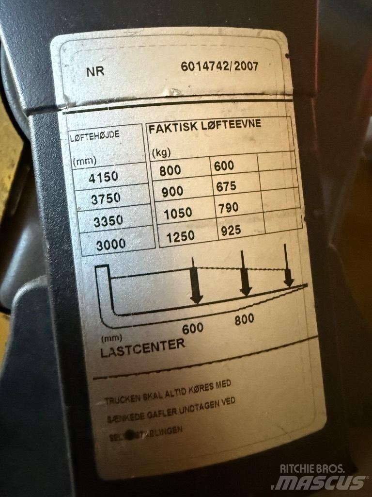 BT SPE 125 Empilhador para operador externo