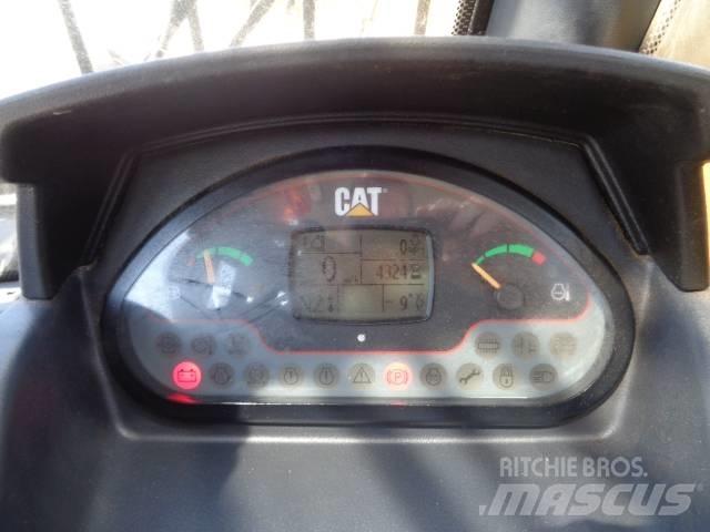 CAT TH 407 C Manipulador telescópico