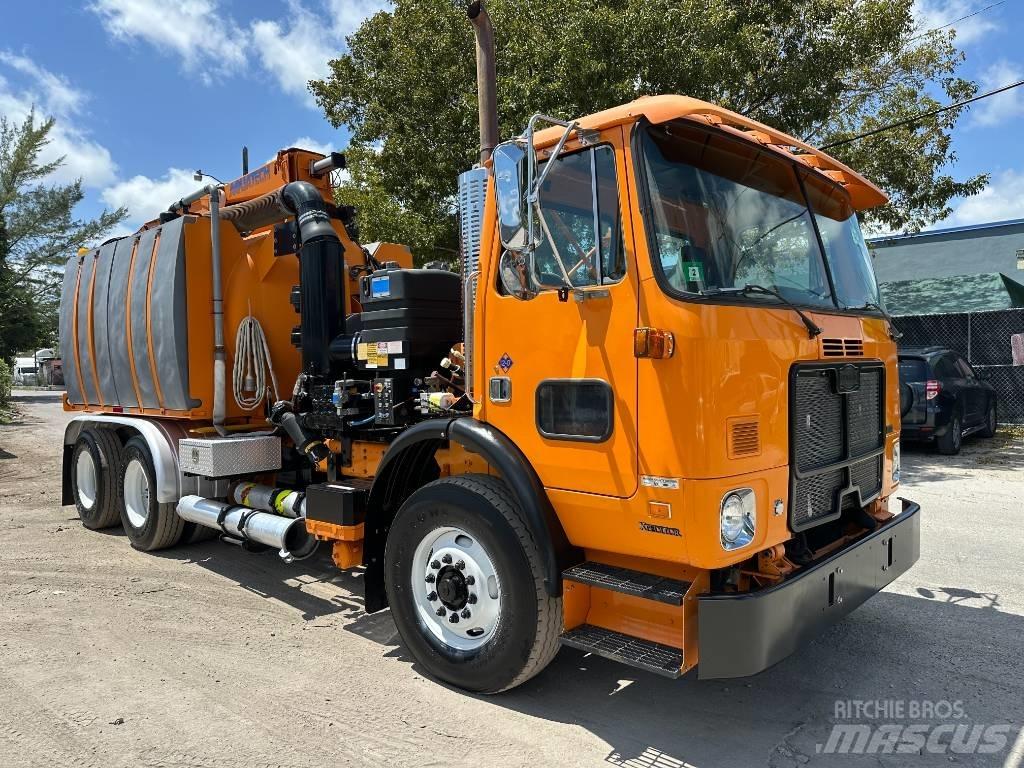 Autocar WX64 Camiões Aspiradores Combi