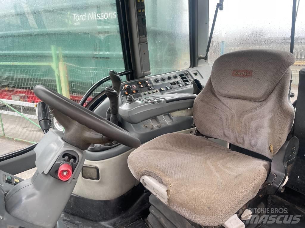Valtra T 190 Tratores Agrícolas usados