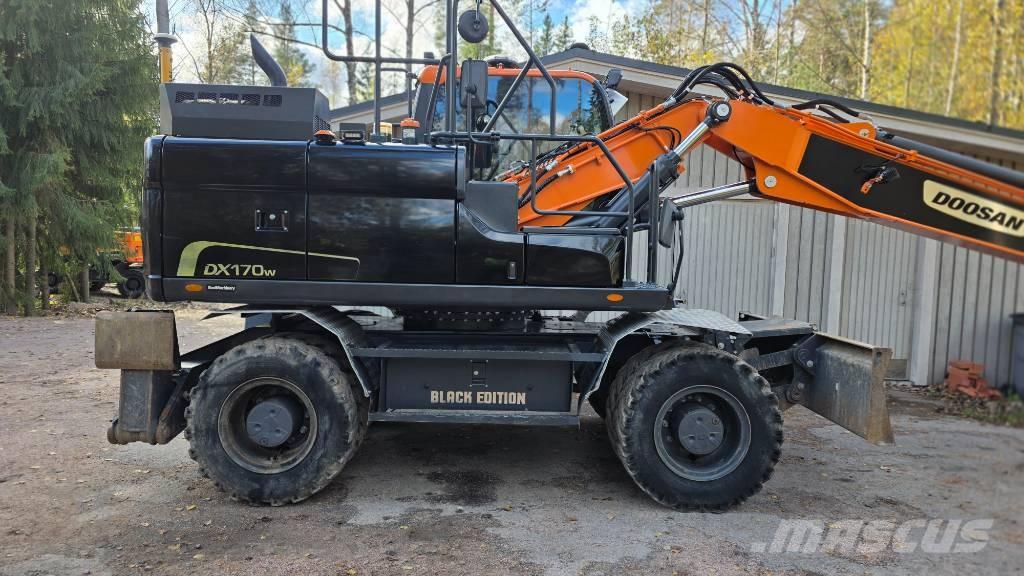 Doosan DX 170 W Escavadoras de rodas