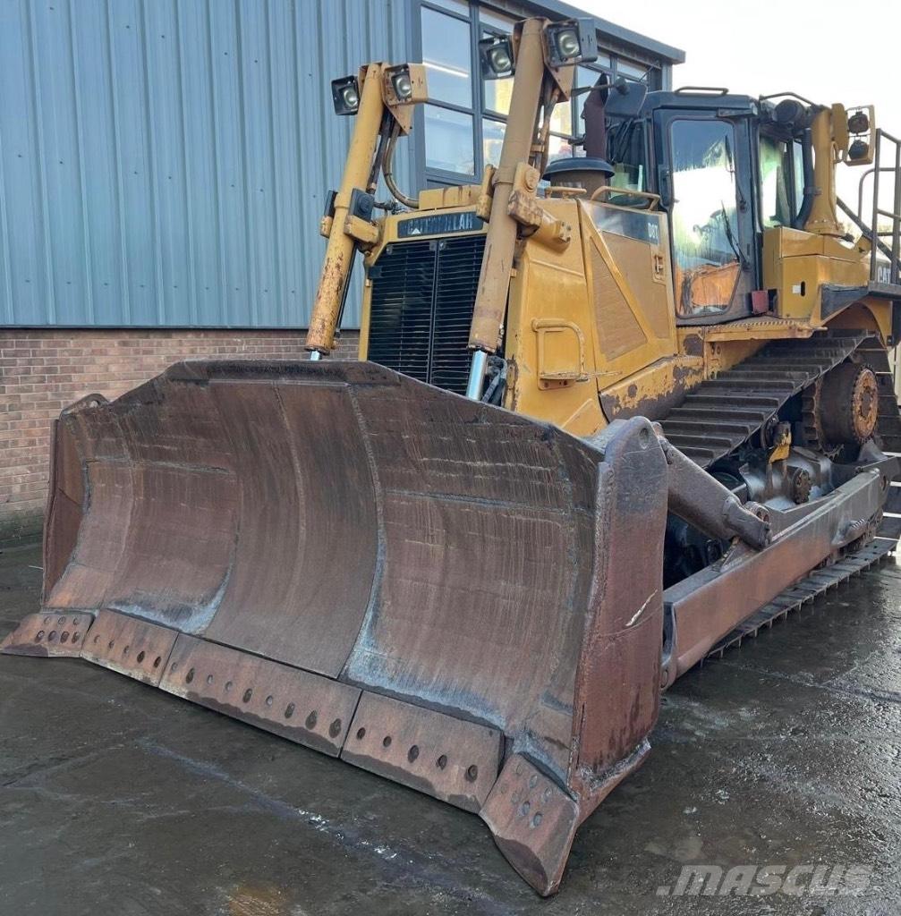 CAT D 8 T Dozers - Tratores rastos