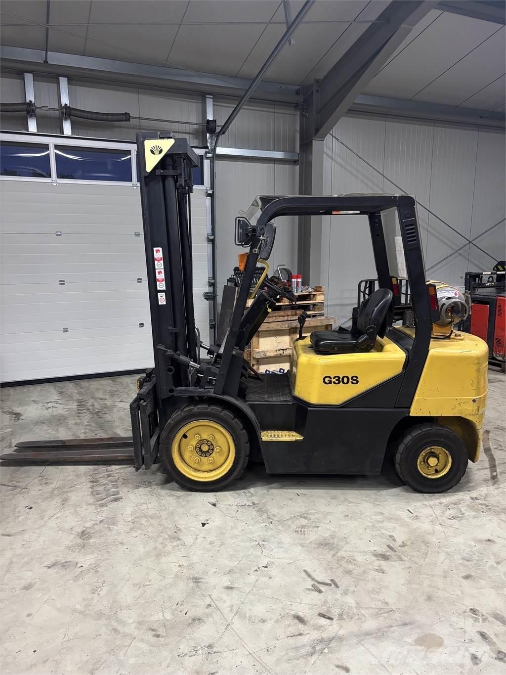 Doosan G30 Empilhadores a gás