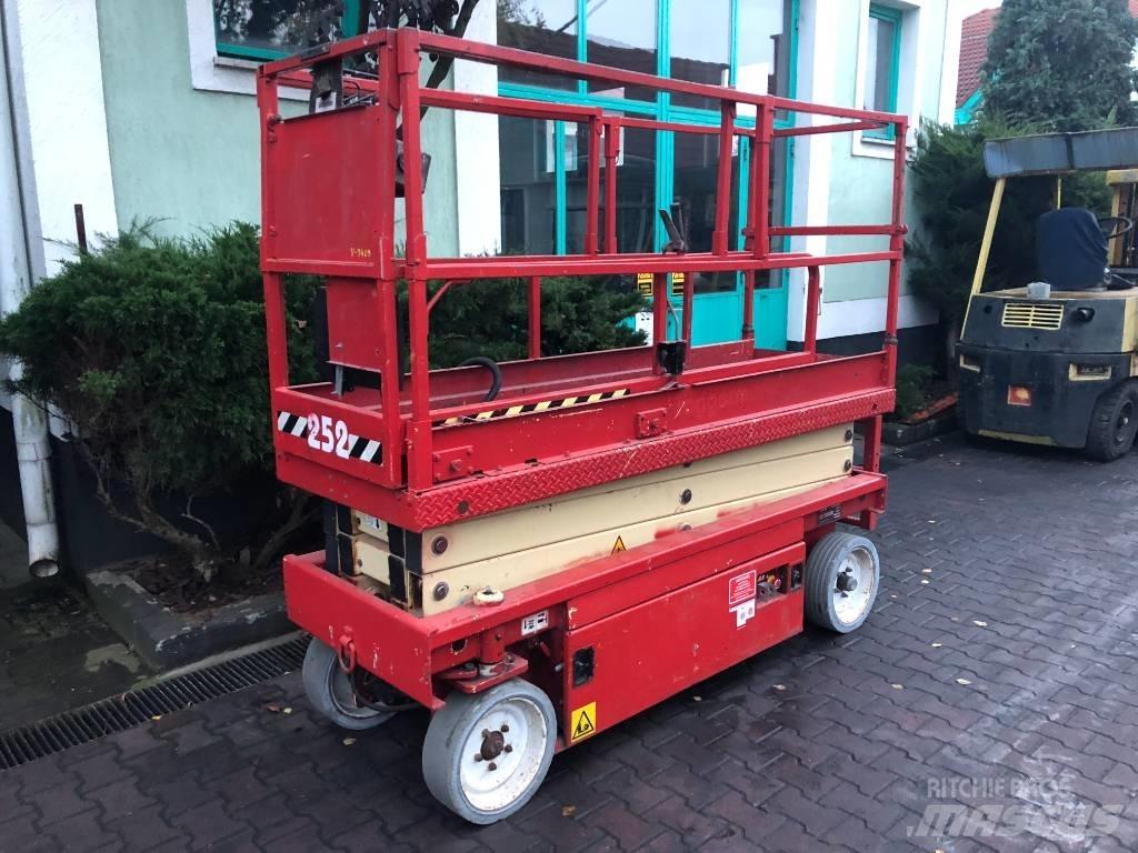 JLG 2030 F3    V-3409 Plataformas de Mastro Vertical