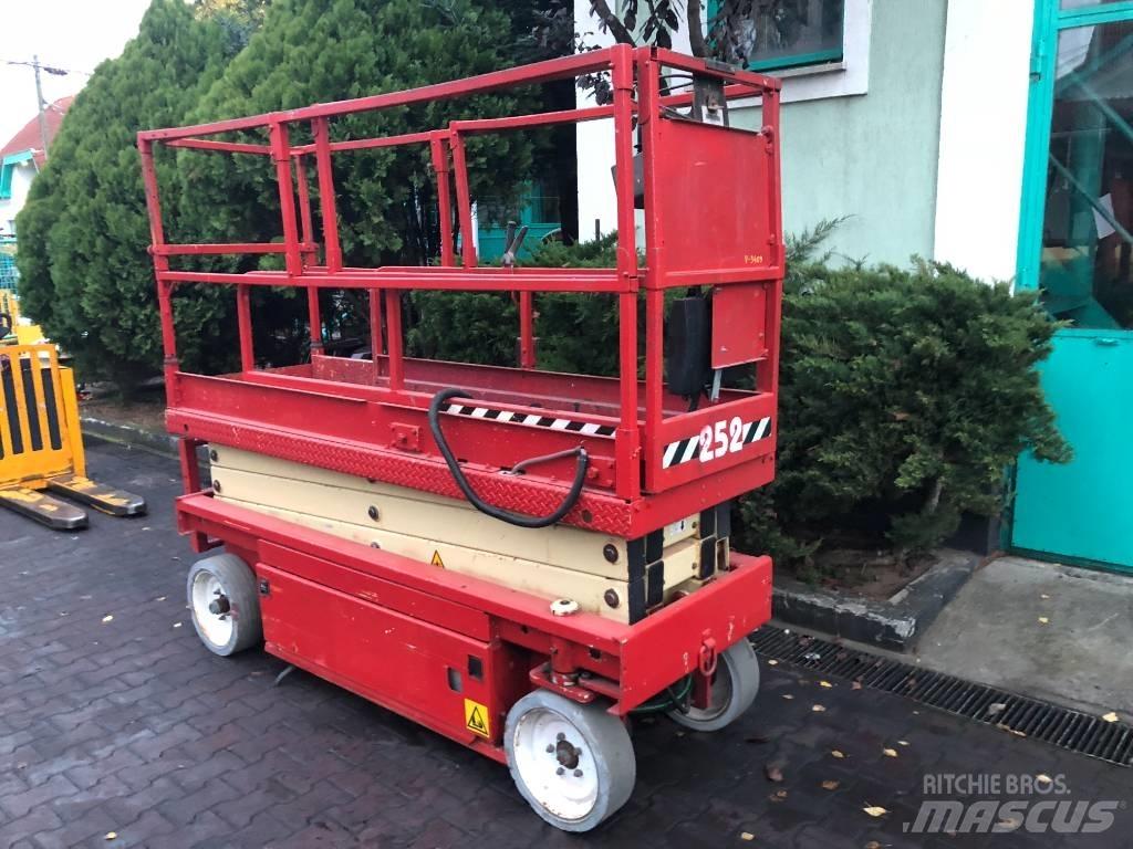 JLG 2030 F3    V-3409 Plataformas de Mastro Vertical
