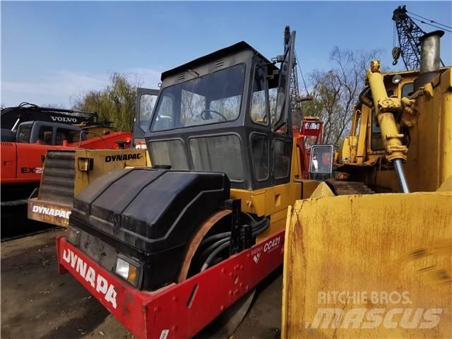 Dynapac CC421 Cilindros Compactadores monocilíndricos