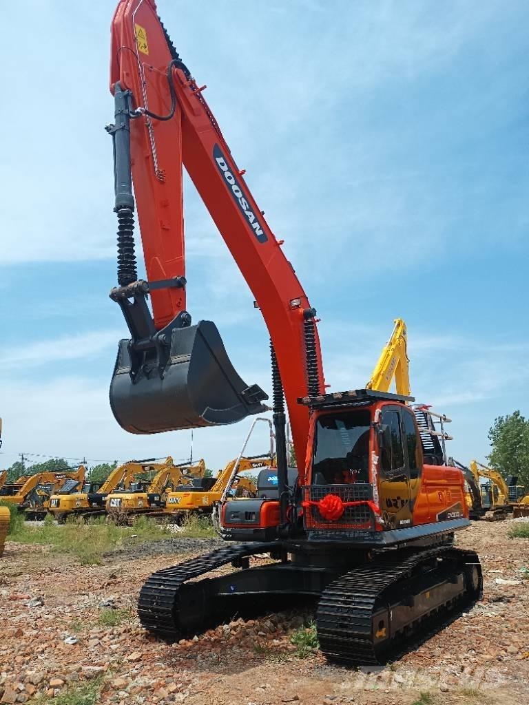 Doosan DX 300 Escavadeiras de esteiras
