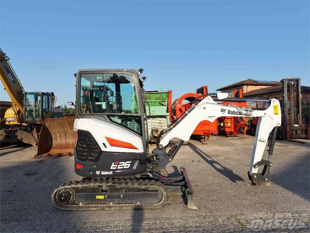 Bobcat E26 Miniescavadeiras
