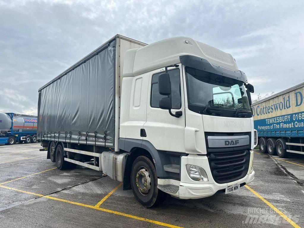 DAF CF330 Camiões caixa cortinas laterais